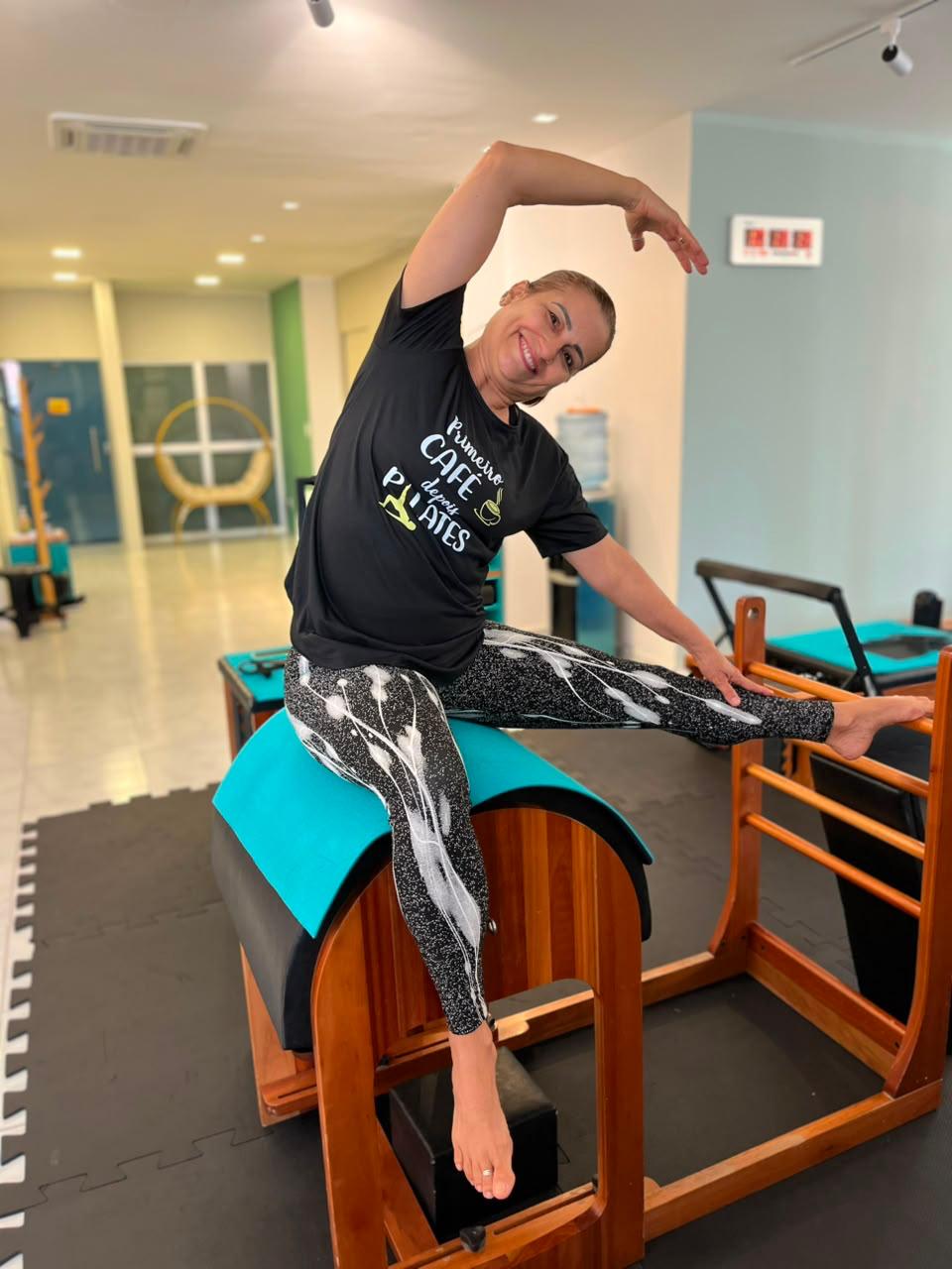 Paciente em atividade de Pilates no CAIS